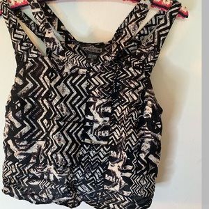 Light crop top- Medium